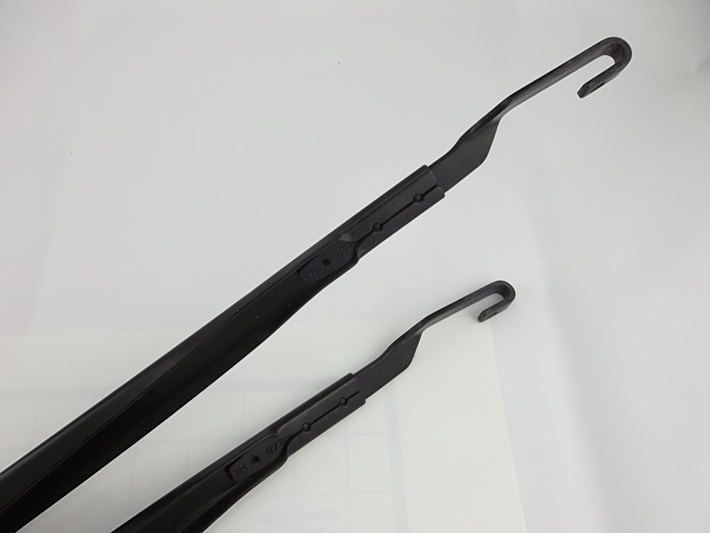 2011-2020 Toyota Sienna Windshield Wiper Arm Set 85221-08030