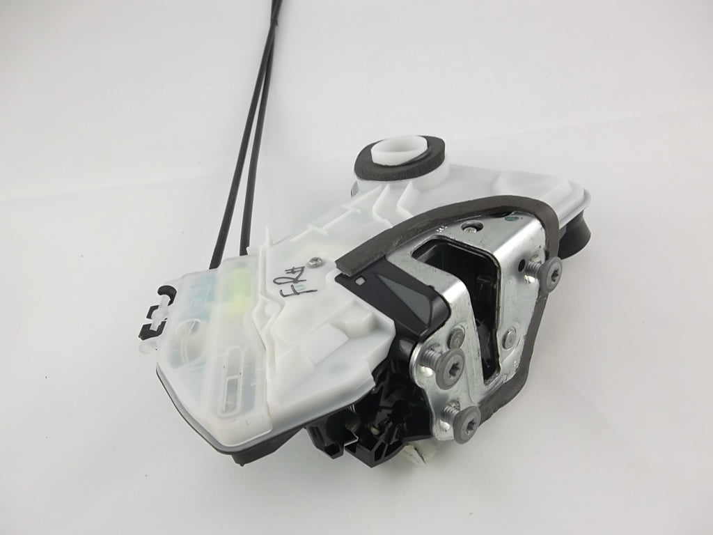 Front Door Lock Actuator Passenger 69030-02370 Toyota Corolla 2018 2017 2016 2015 2014
