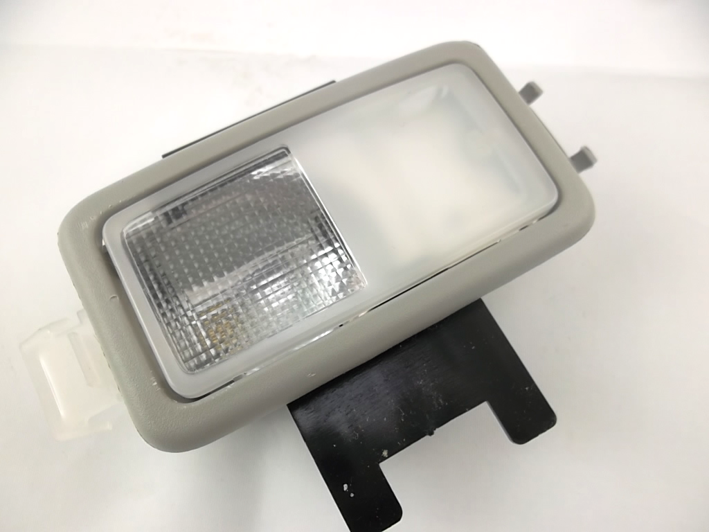 2015-2019 Toyota Sienna Reading Dome Lamp Light 81090-08020