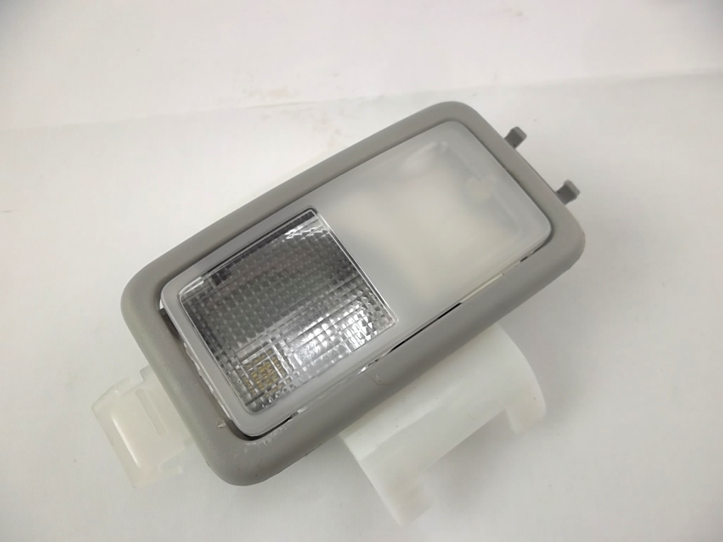 2015-2019 Toyota Sienna Reading Dome Lamp Light 81090-08020