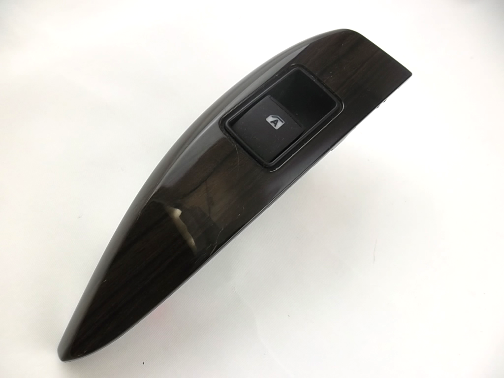 2015-2020 Toyota Sienna Rear Window Switch Passenger 84810-0E040