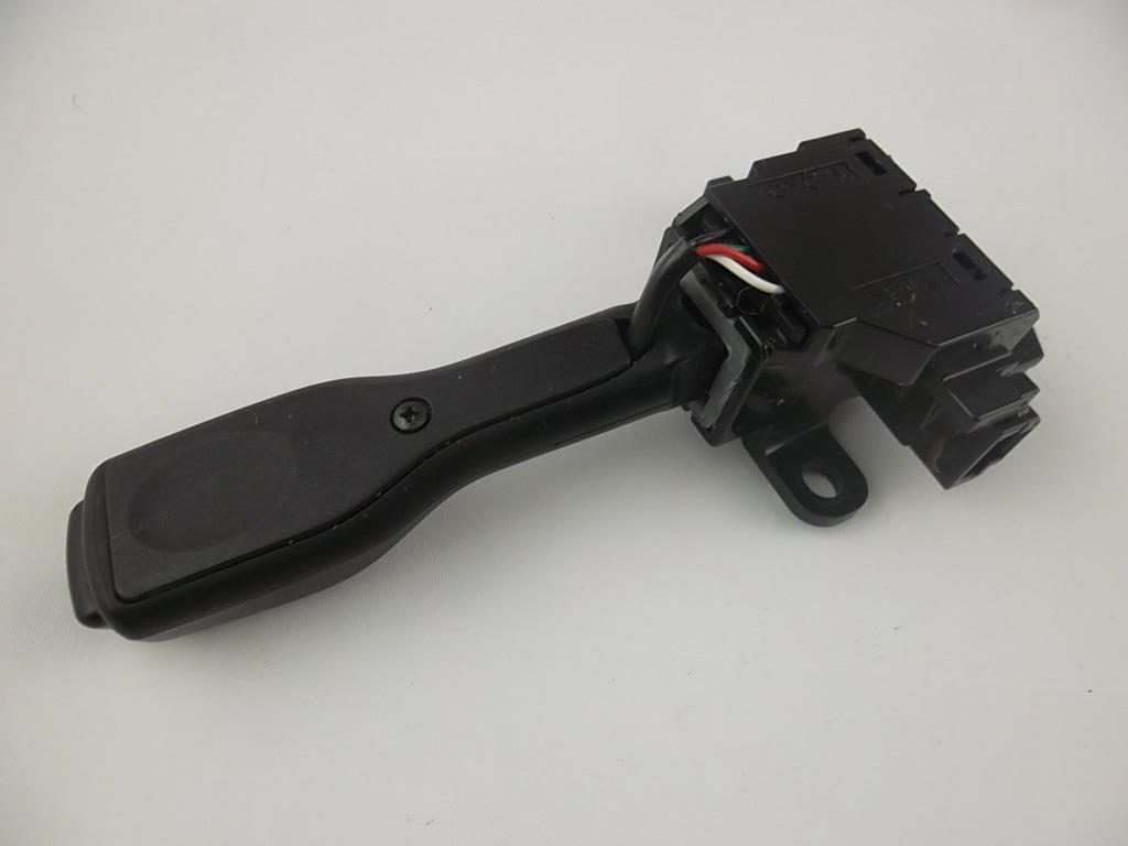 2015-2017 Toyota Sienna Cruise Control Switch 84632-0E030