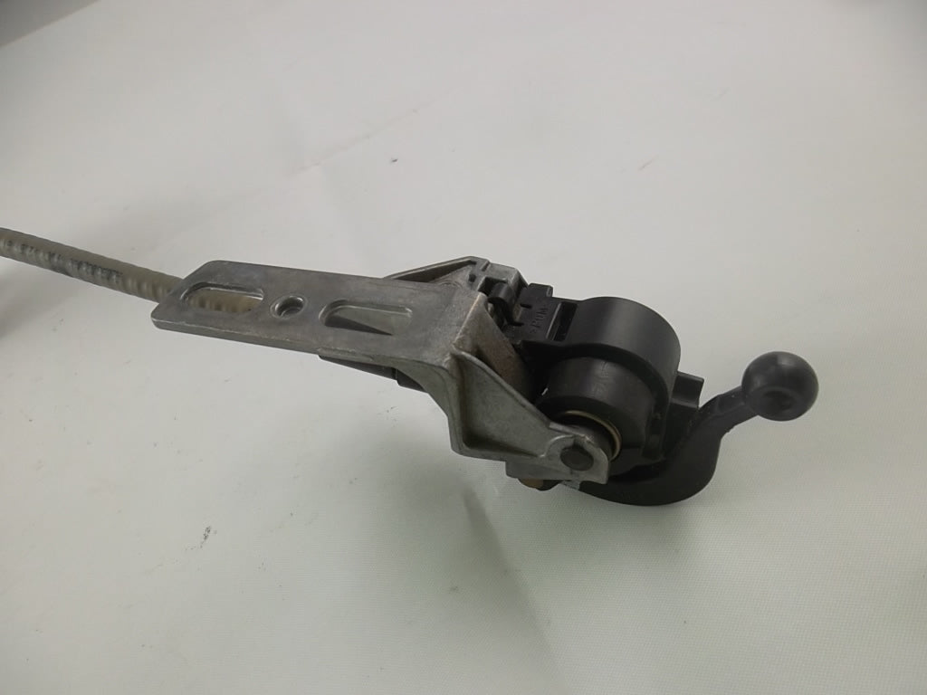 2006-2010 Mercedes Benz R350 Rear Driver Quarter Window Motor/Regulator