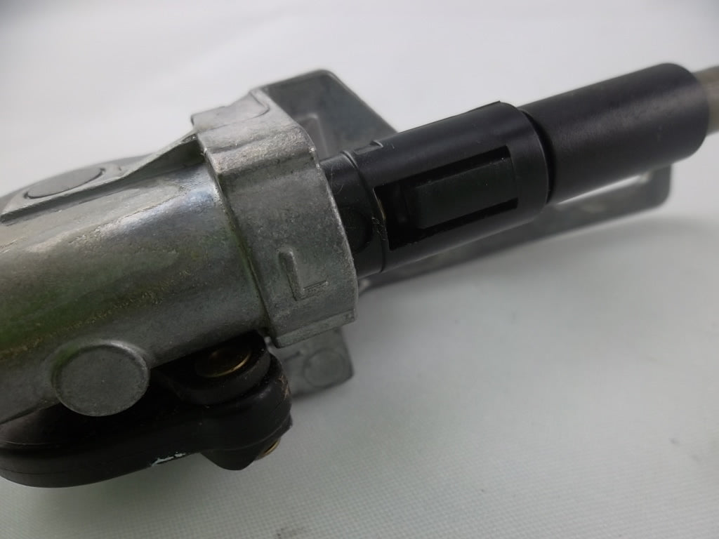 2006-2010 Mercedes Benz R350 Rear Driver Quarter Window Motor/Regulator