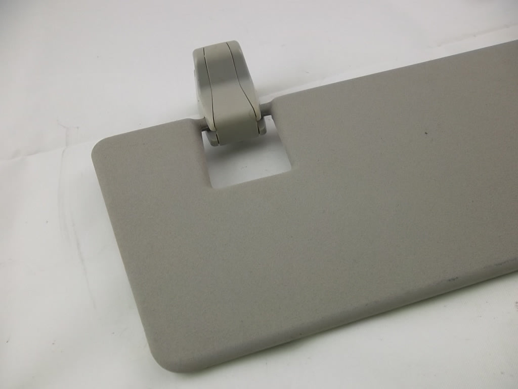 2006-2010 Mercedes Benz R350 Passenger Inner Sun Visor Cover 164-810-12-10