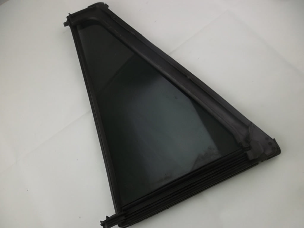2006-2010 Mercedes Benz R350 Rear Driver Vent Glass 251-730-19-55