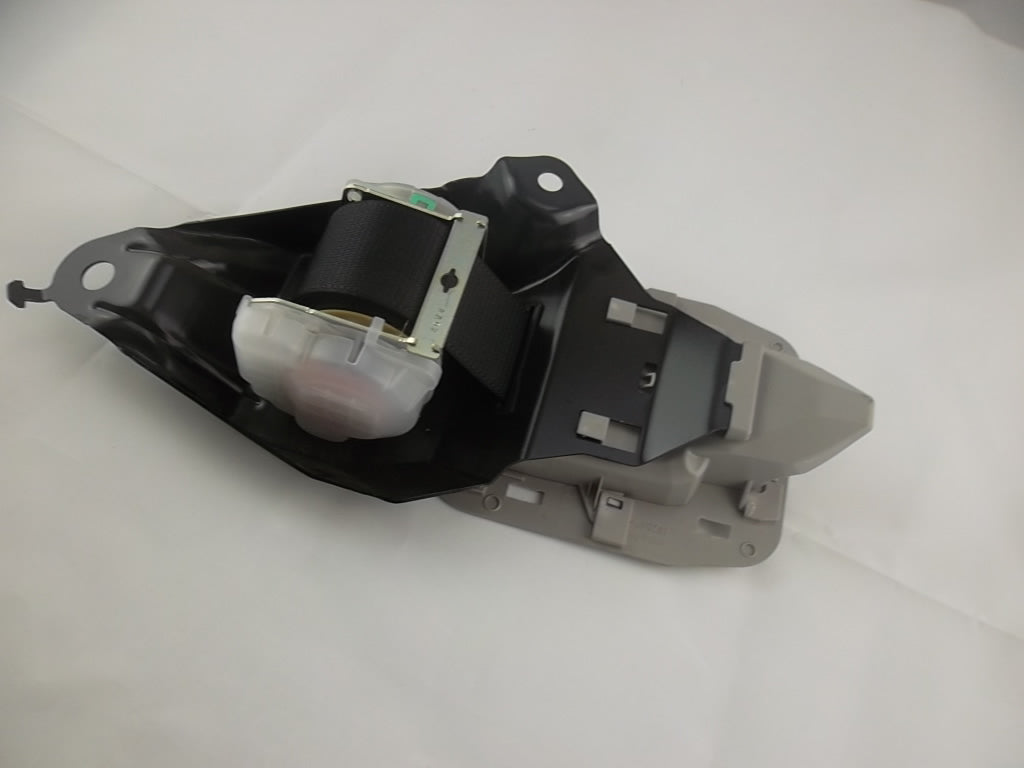 Rear Center Seat Belt 73320-0R030 Toyota RAV4 2018 2017 2016 2015 2014