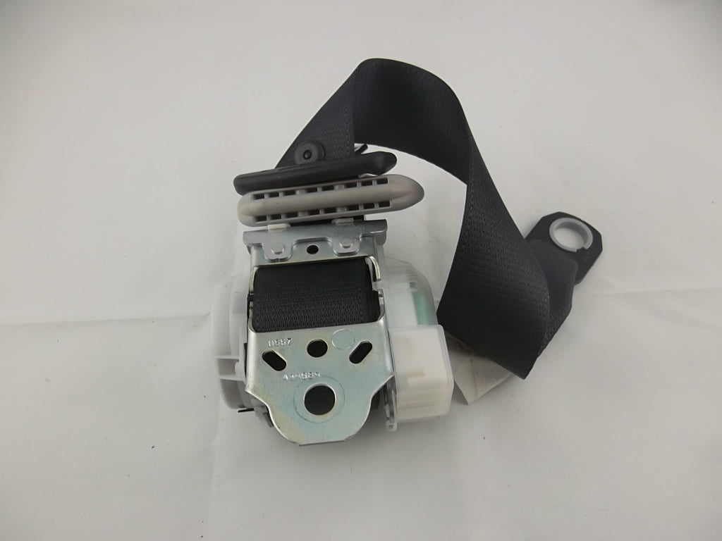 2014-2018 Toyota RAV4 Rear Dual Seatbelt 73360-0R040