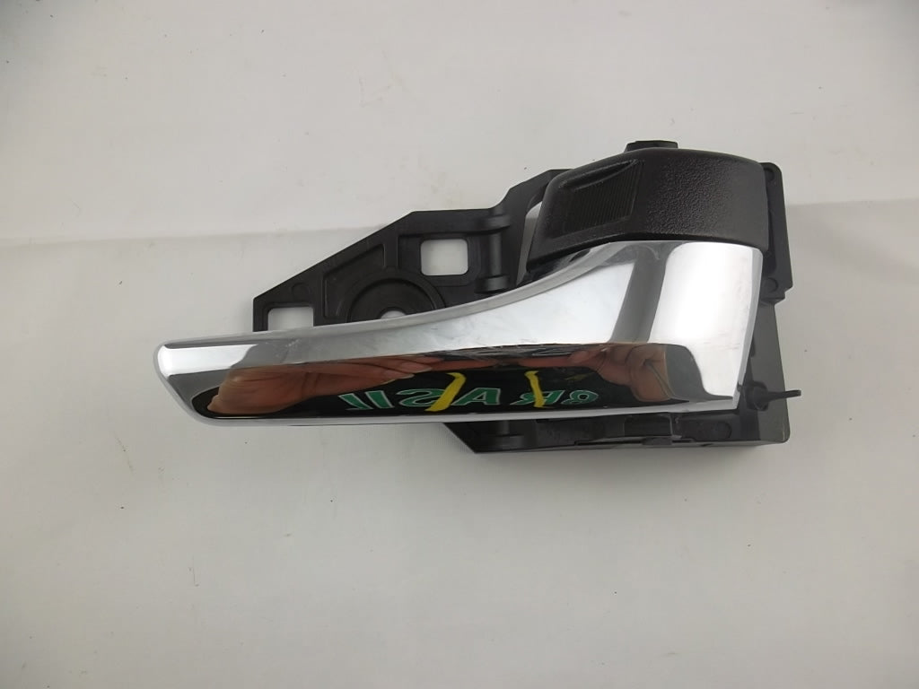 Toyota RAV4 Camry Tacoma Passenger Side Inner Door Handle 69205-06160
