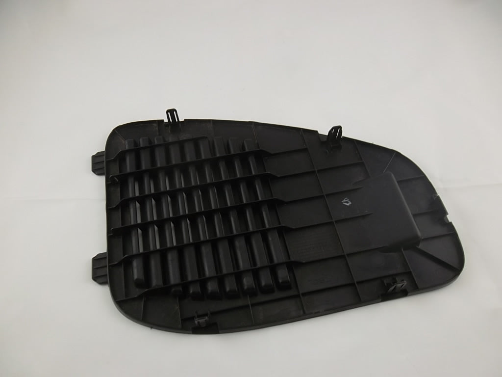 Quarter Trim Jack Cover 64766-0R030-C0 Toyota RAV4 Gasoline 2013-2018