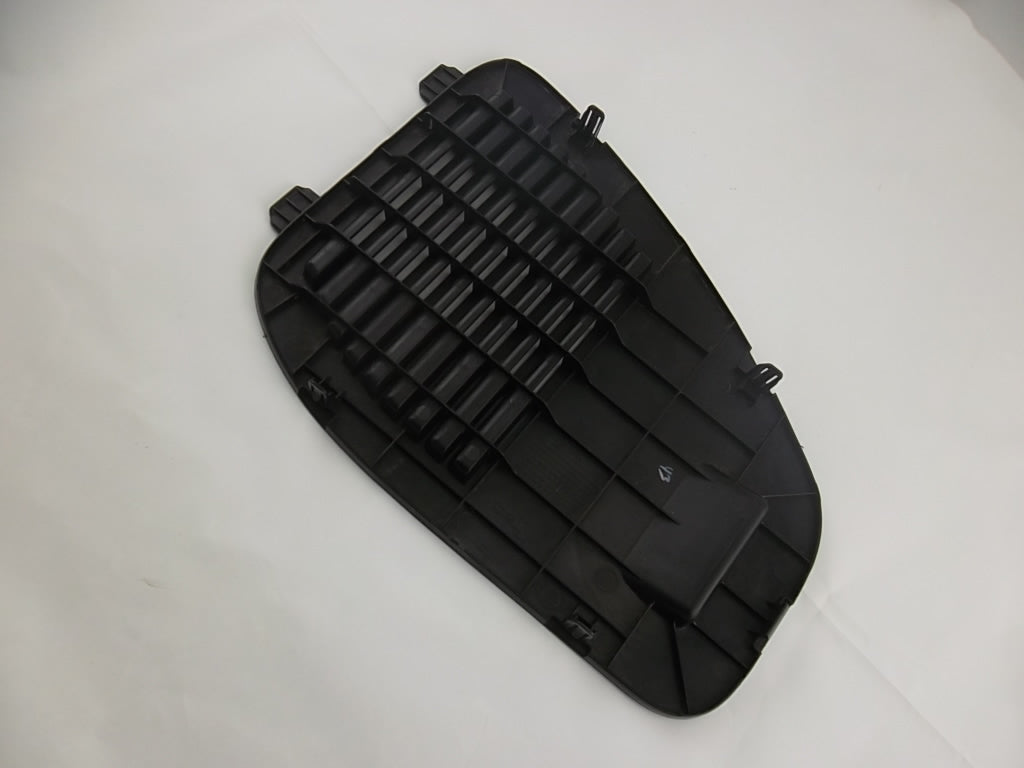 Quarter Trim Jack Cover 64766-0R030-C0 Toyota RAV4 Gasoline 2013-2018