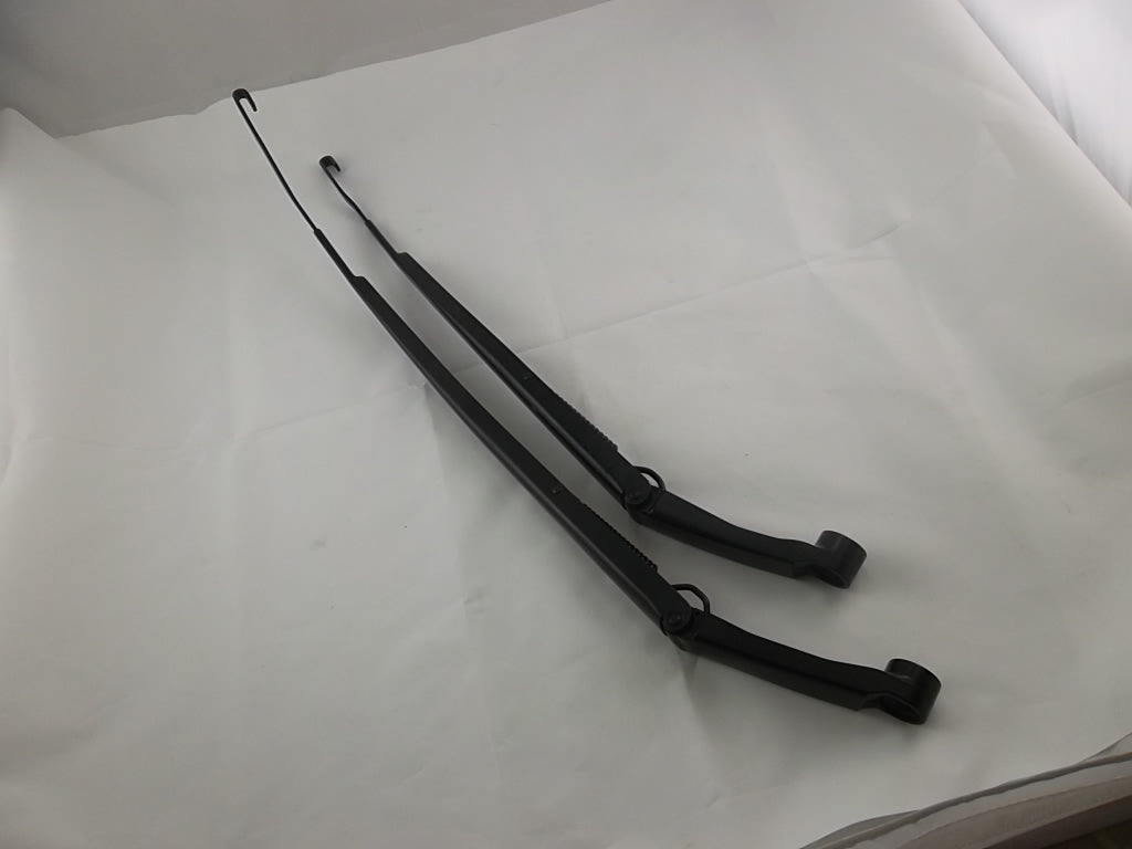2014-2018 Toyota RAV4 Windshield Wiper Arm Set 85221-0R030