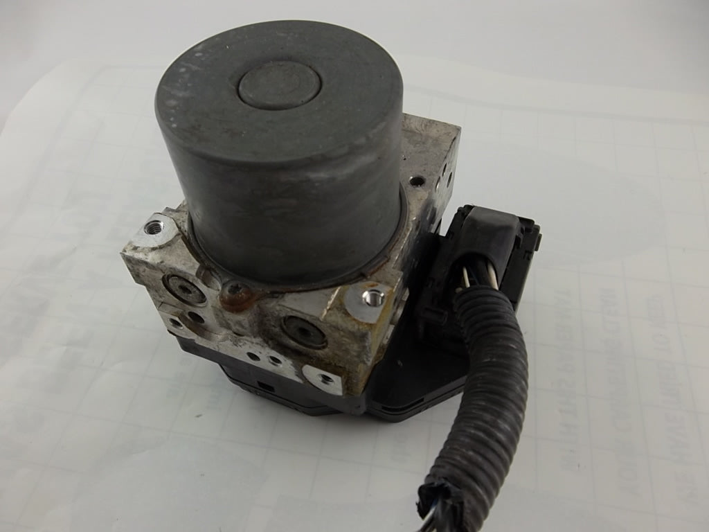 2013-2014 Toyota RAV4 AWD LE Gasoline Anti-Lock Brake ABS Pump 44050-0R170
