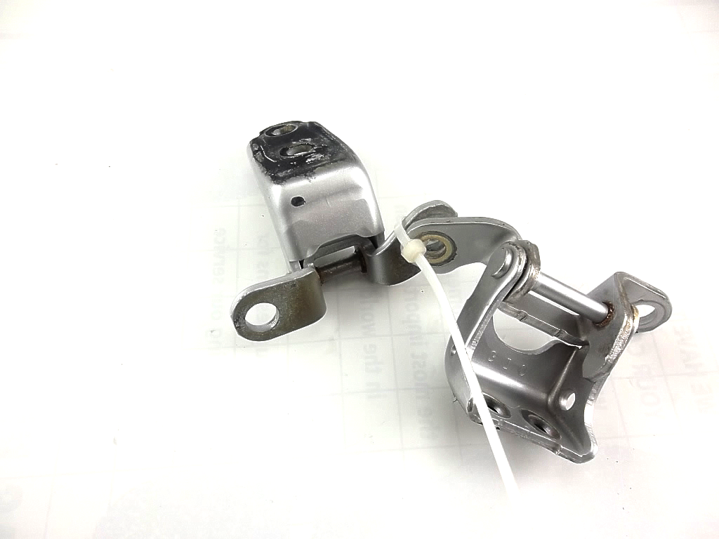 2009-2015 Honda Pilot Rear Driver Door Hinge Set 67950-TA0-H11