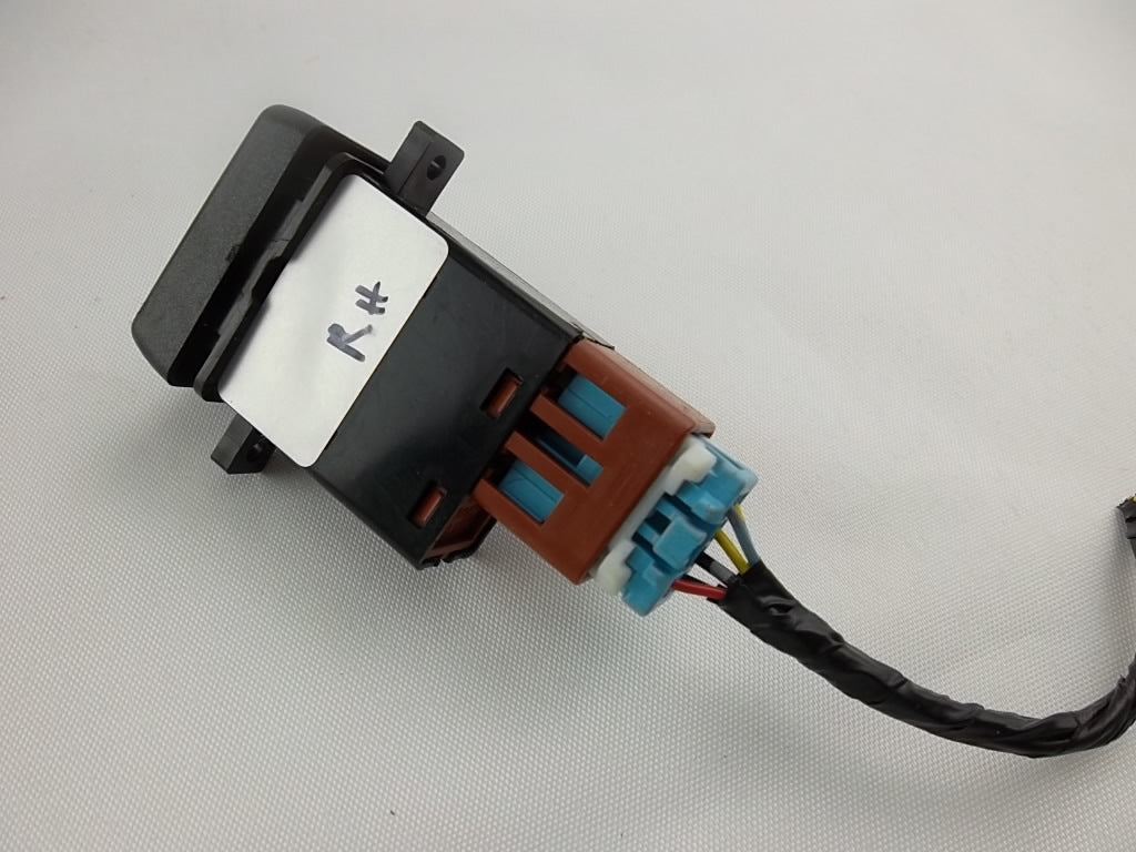 2009-2015 Honda Pilot Seat Heater Switch Passenger 35600-SZA-A01