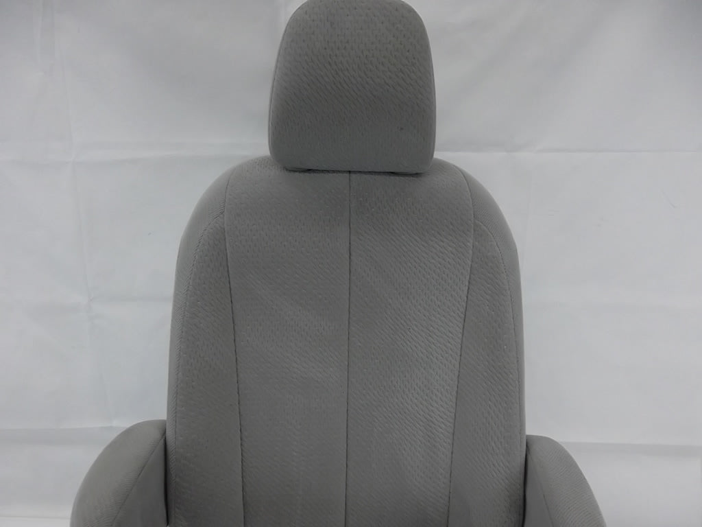 2011-2014 Toyota Sienna Rear Seat FC14 2nd ROW Passenger
