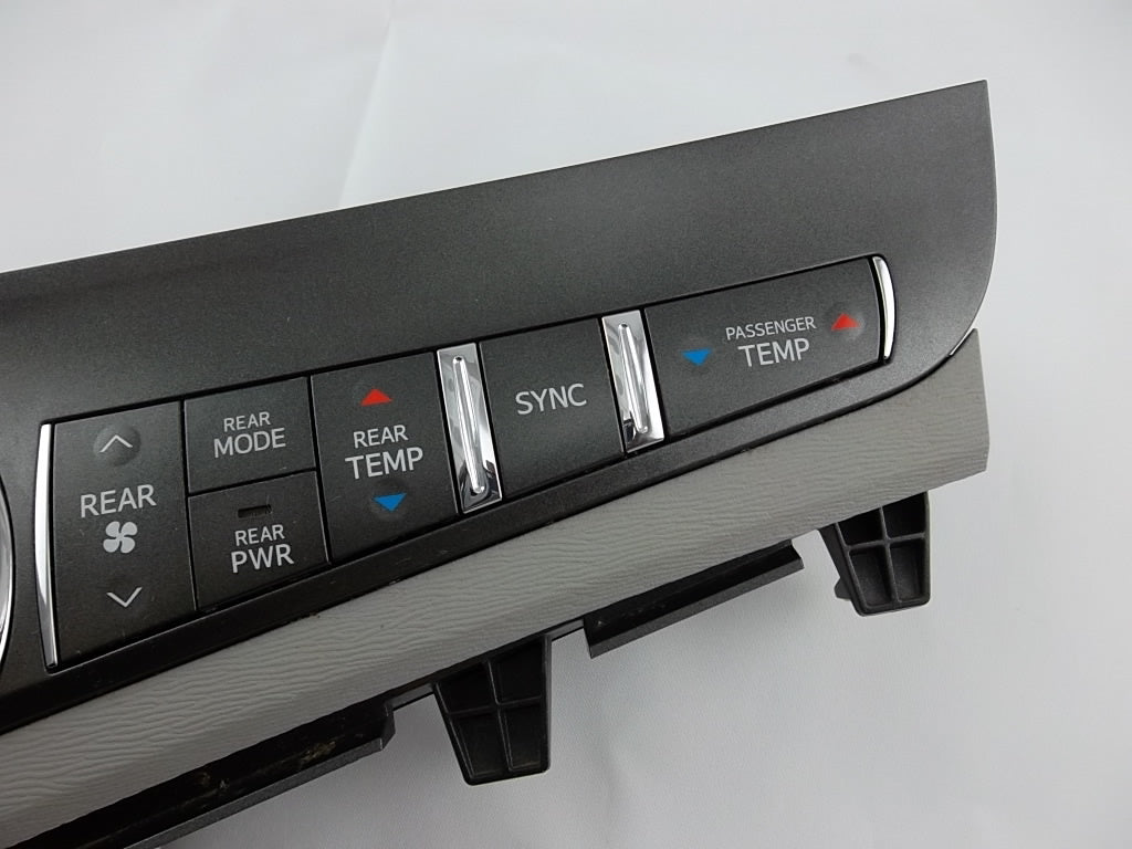 2011-2014 Toyota Sienna Climate Temperature Control 55900-08150