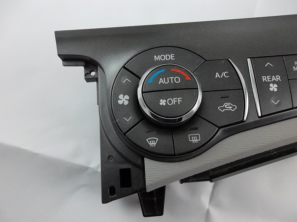 2011-2014 Toyota Sienna Climate Temperature Control 55900-08150