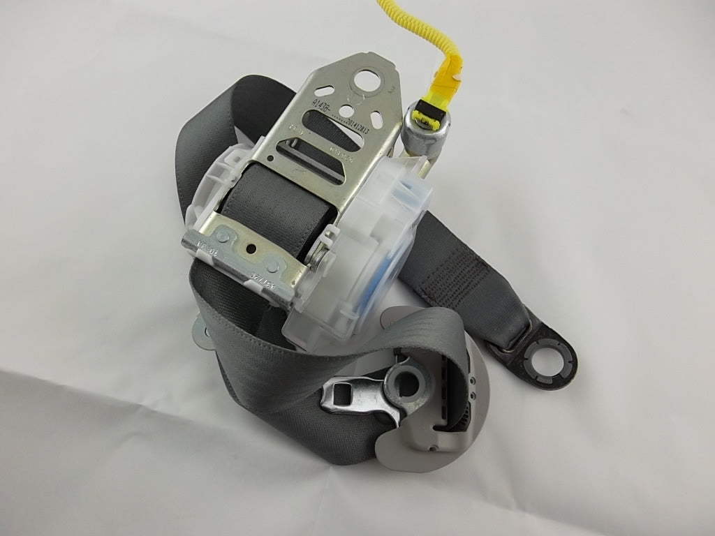 2011-2014 Toyota Sienna Front Right Seat Belt Passenger
