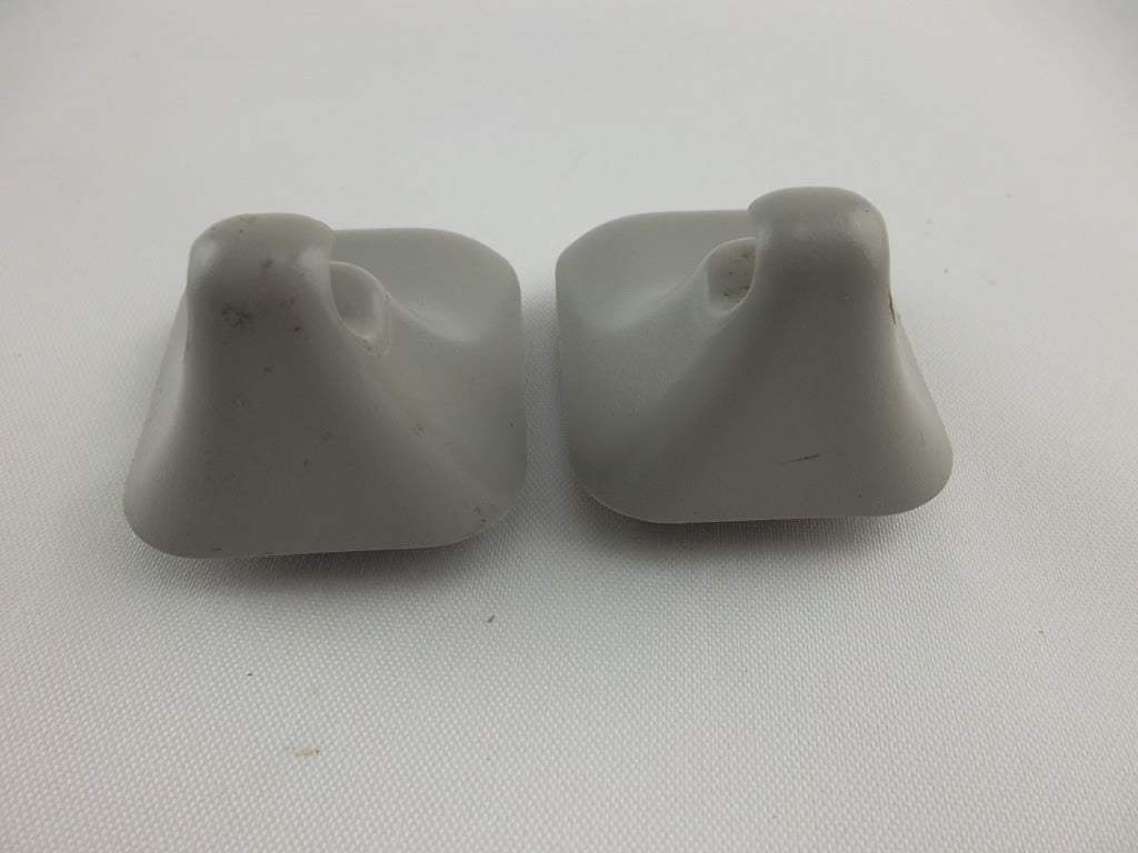 2011-2014 Toyota Sienna Visor Clip Set 74348-08020