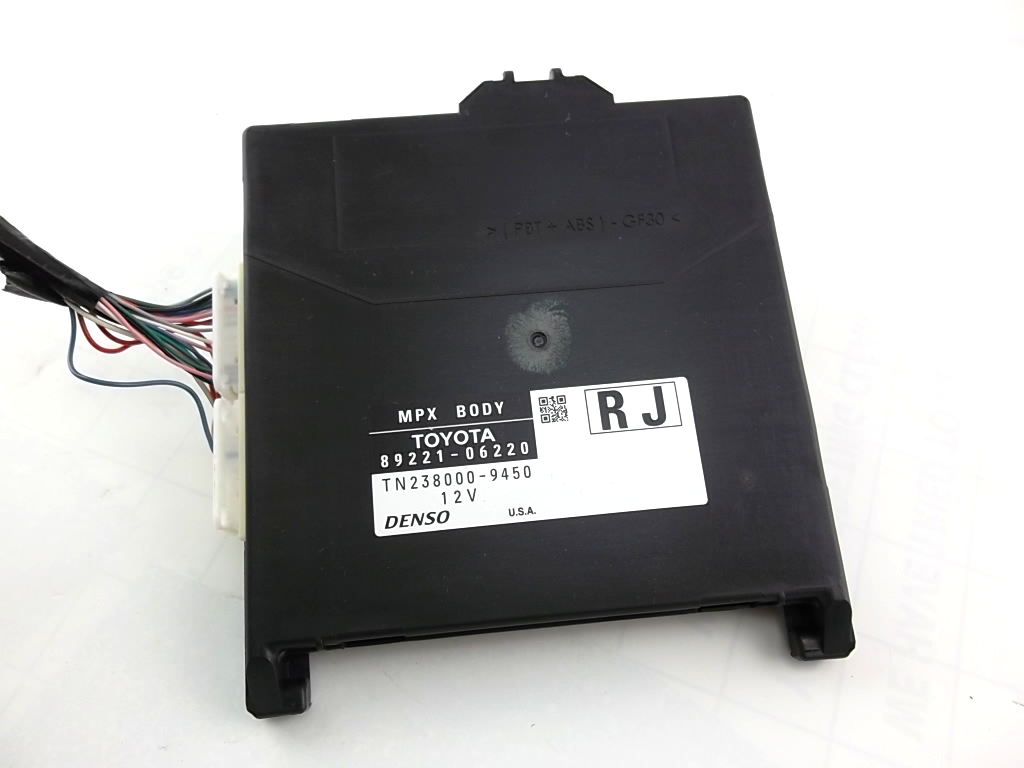 2015-2017 Toyota Camry MPX Body Control Module 89221-06220