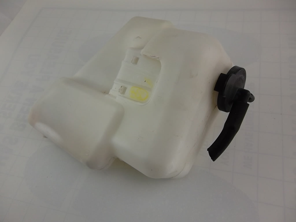 2011-2007 Toyota Camry Radiator Coolant Overflow Tank 16470-0P020