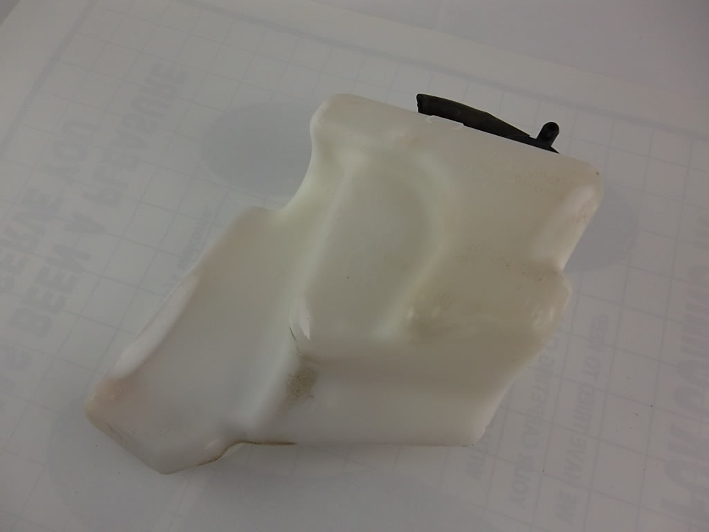 2011-2007 Toyota Camry Radiator Coolant Overflow Tank 16470-0P020