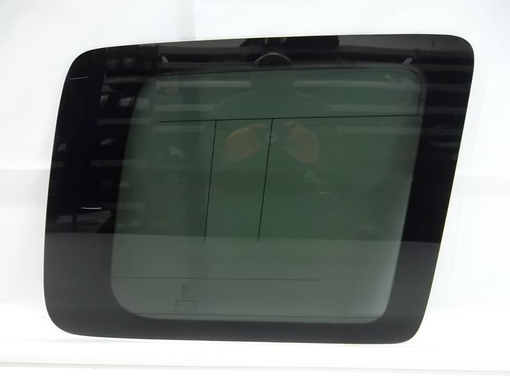 2009-2015 Honda Pilot Quarter Glass Passenger 73510-SZA-A10