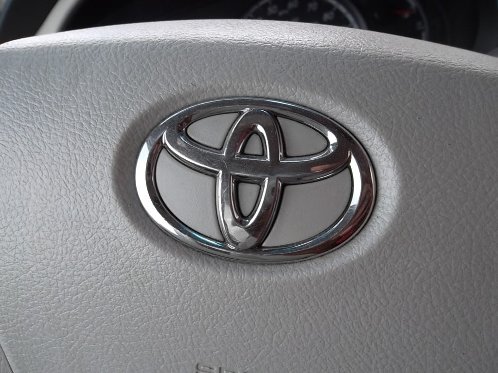 2011-2014 Toyota Sienna Wheel Airbag FC42 Air Bag Driver