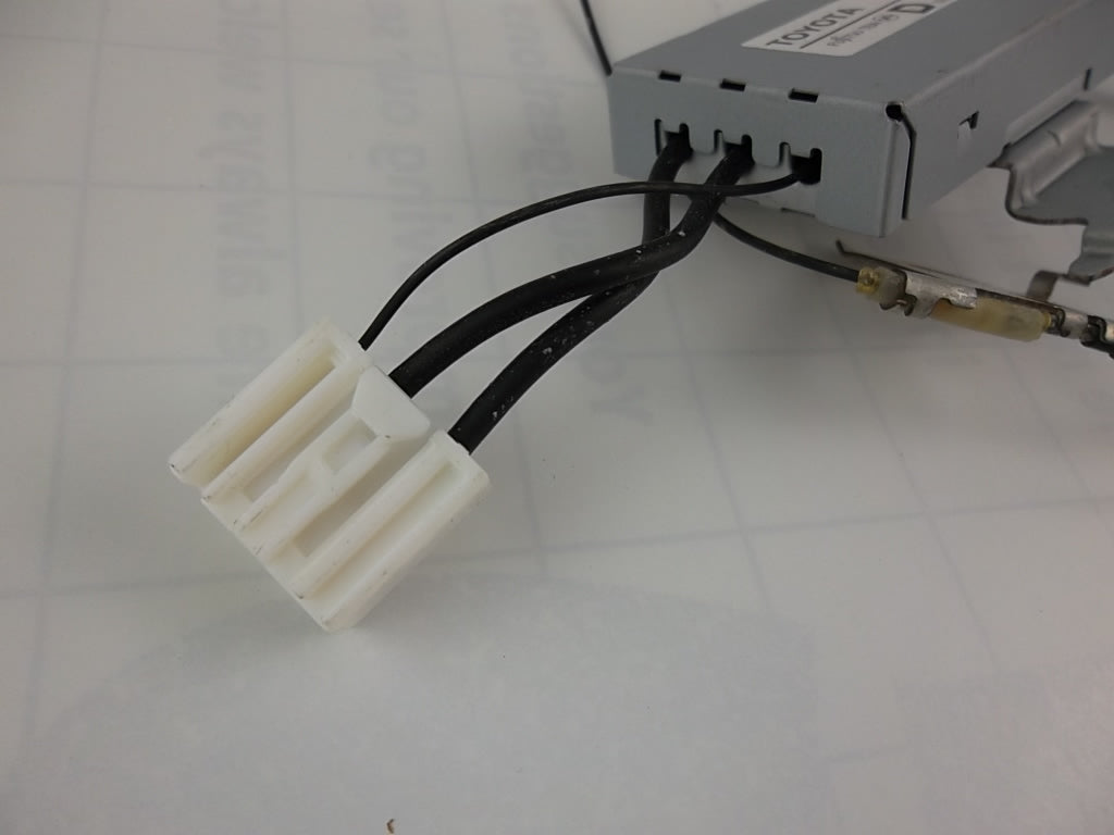 2007 2008 Toyota Camry Antenna Amplifier 86300-06070