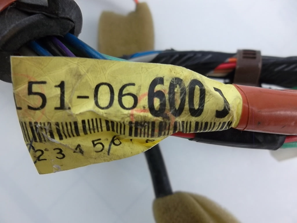2007-2010 Toyota Camry Front Door Wire Harness Passenger 82151-06600