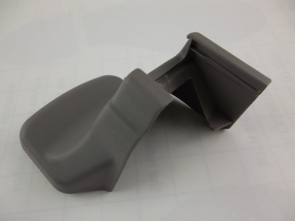 2004-2010 Toyota Sienna Front Seat Track End Cover Passenger 72137-AE040
