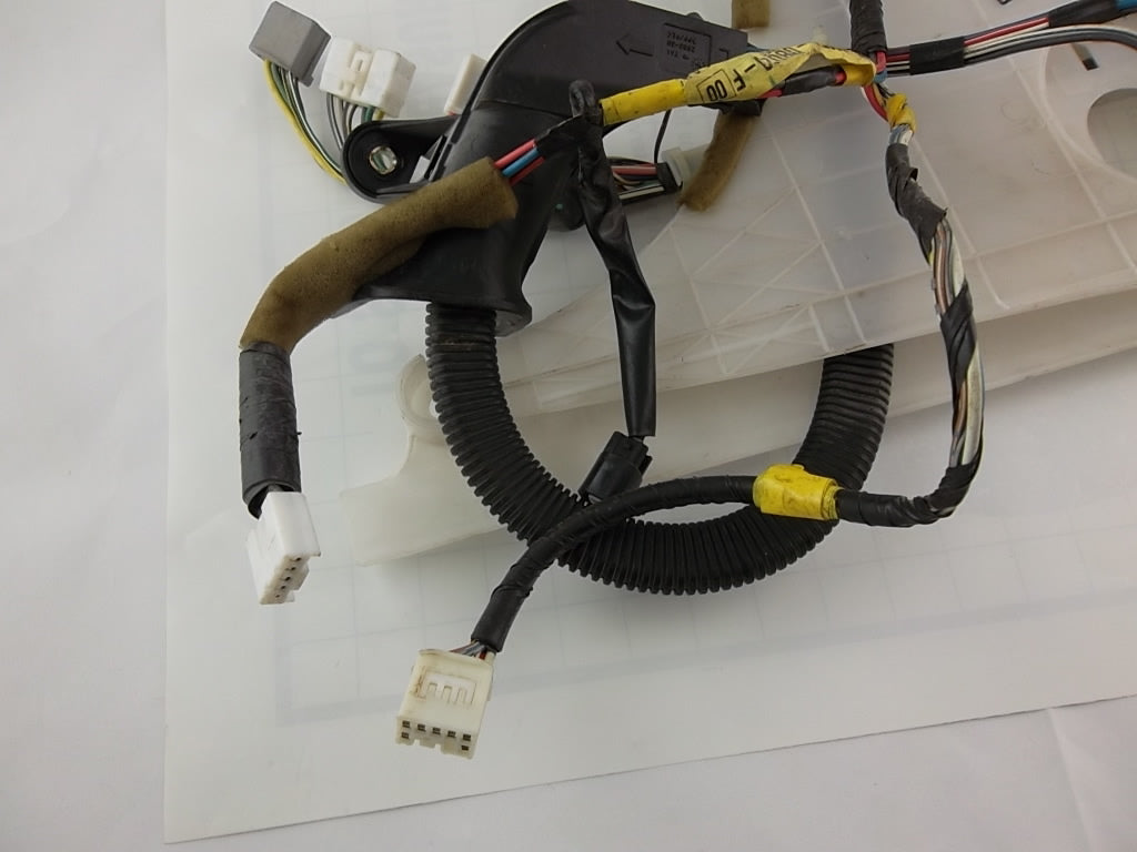 2004-2010  Toyota Sienna Rear Door Wire Harness Driver 82054-08020