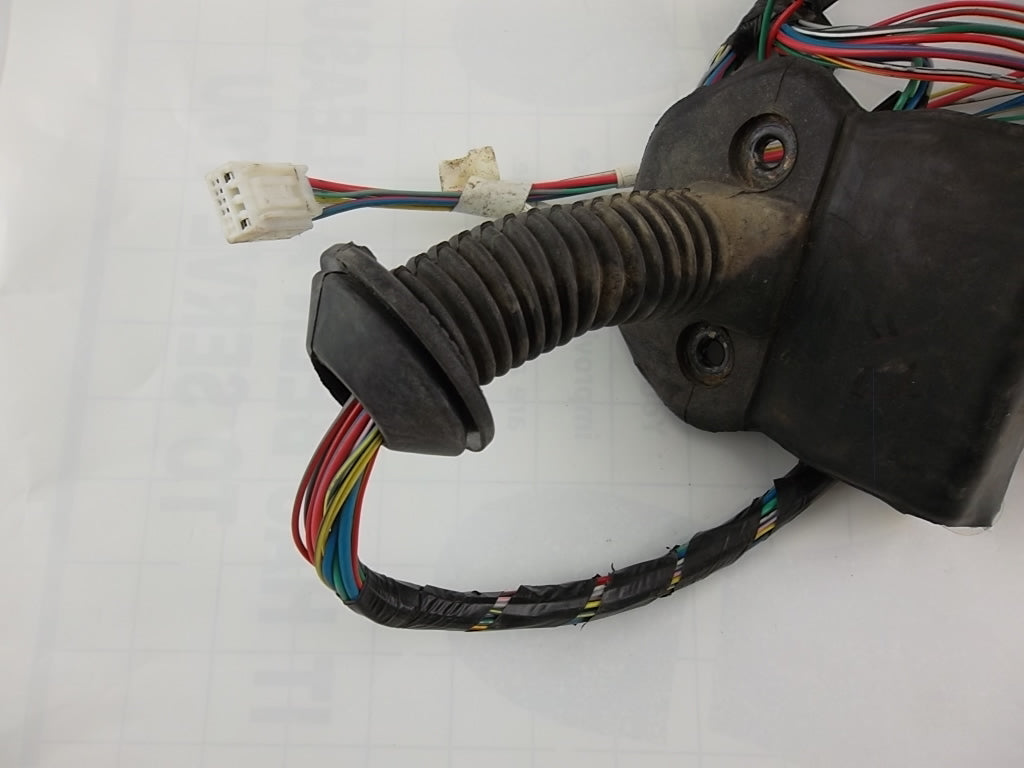2004-2006  Toyota Sienna Front Door Wire Harness Passenger 82151-AE010