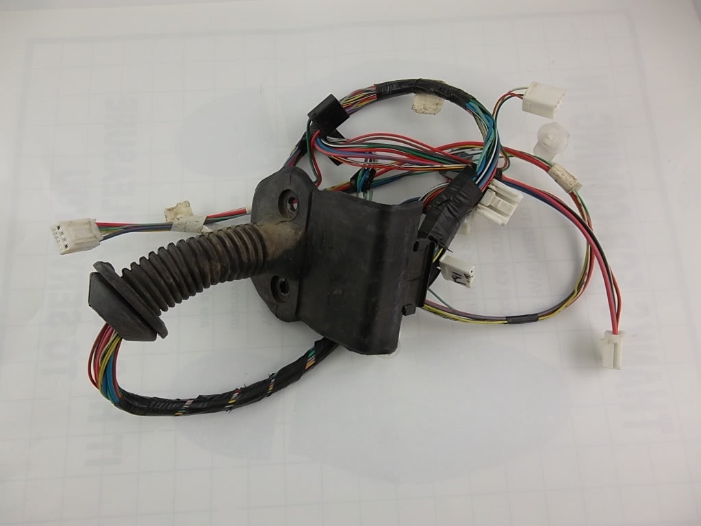 2004-2006  Toyota Sienna Front Door Wire Harness Passenger 82151-AE010
