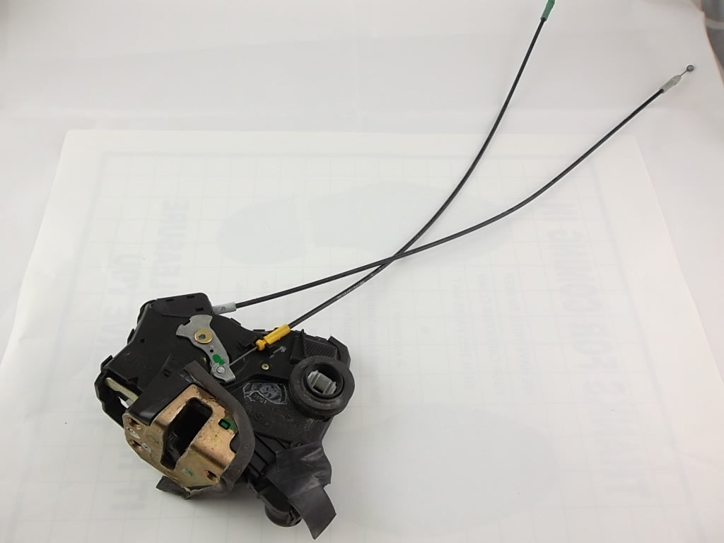 Front Door Lock Actuator Passenger 69030-02130 Toyota Sienna Camry Corolla Matrix