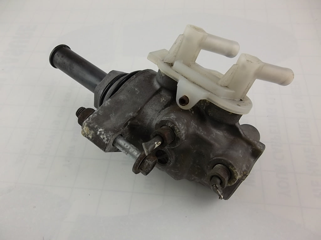 2004-2010 Toyota Sienna Brake Master Cylinder 47207-08020