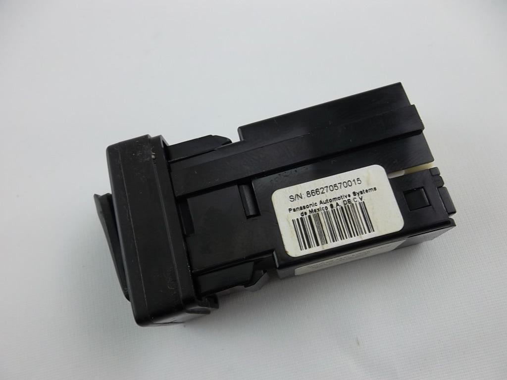 Stereo Jack AUX Port 86190-02020 Toyota Camry Highlander Matrix Venza
