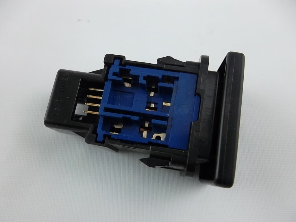 Toyota RAV4 Highlander Differential Lock Switch 84725-0R020