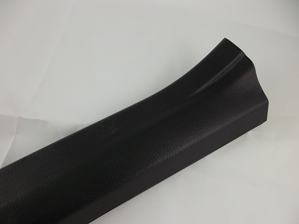 2013-2018 Toyota RAV4 Front Door Scuff Plate Passenger 67913-0R030