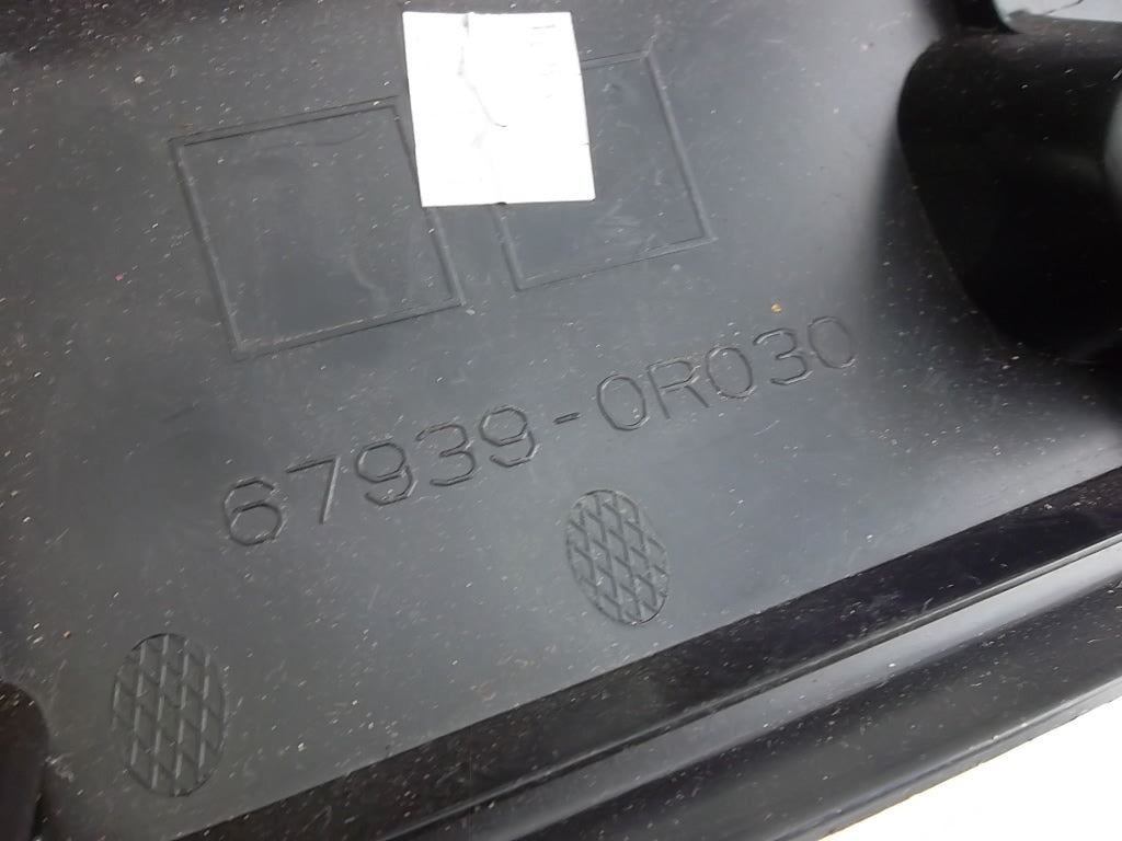 2013-2018  Toyota RAV4V Glass Rear Hatch Trim 67939-0R030