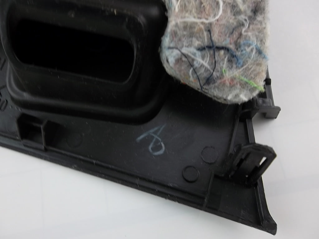 2011-2014 Toyota Sienna Front Pillar Garnish Passenger 62225-08020