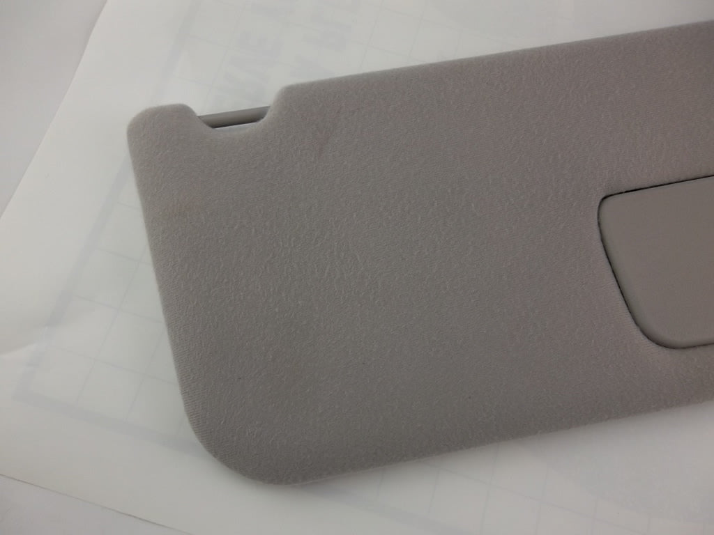 2011-2014 Toyota Sienna Sun Visor Passenger Illuminated