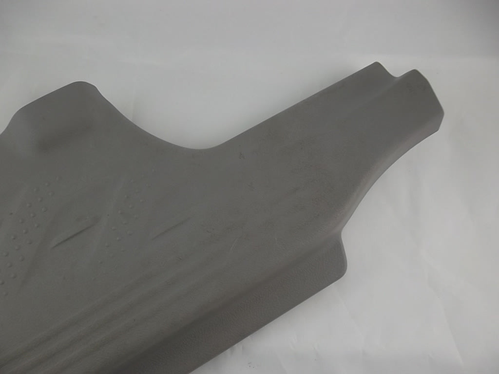 2008-2013 Toyota Highlander Rear Door Scuff Plate Passenger 67917-48060