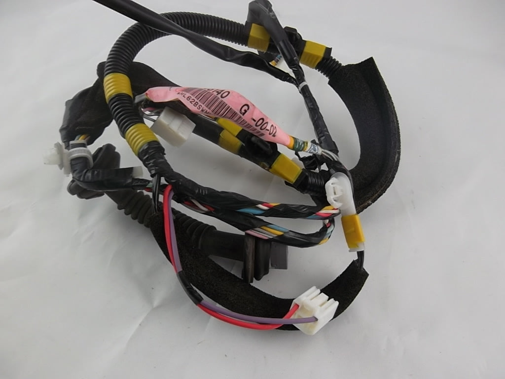 2008-2013 Toyota Highlander Rear Door Wire Harness Passenger 82153-48140