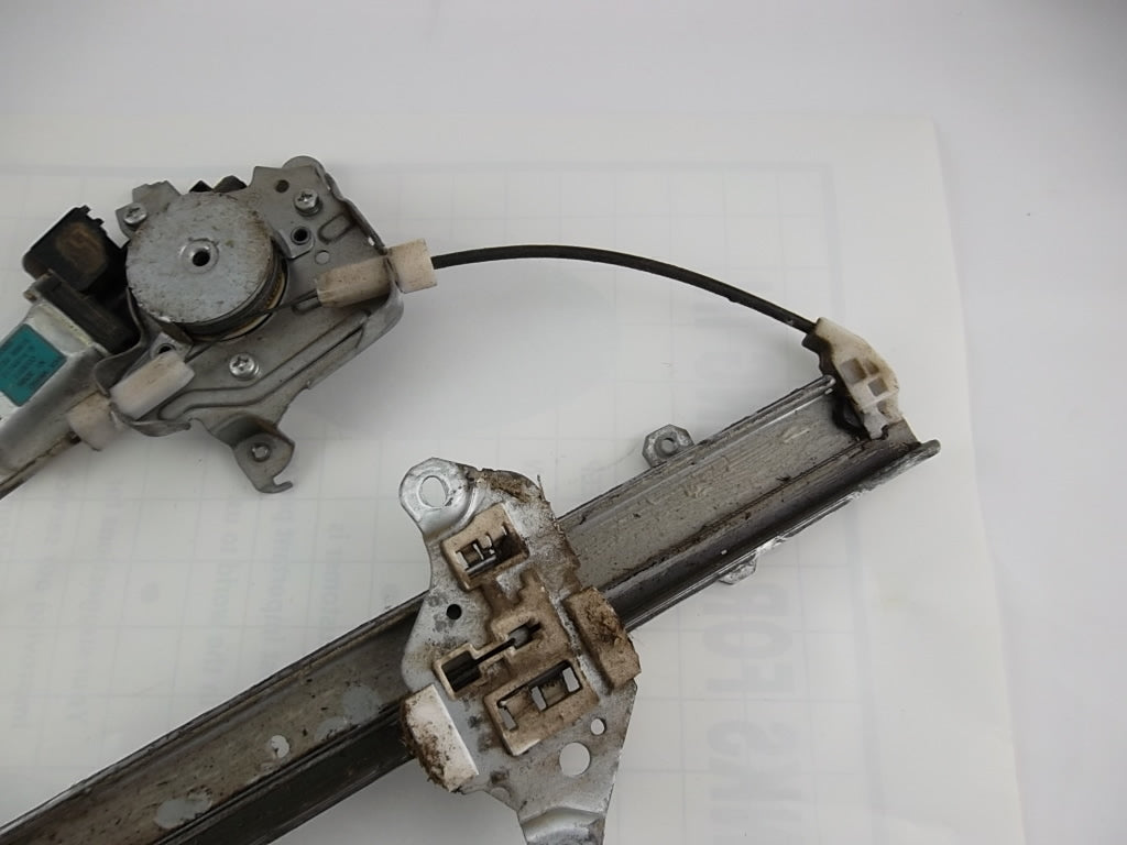 2007-2012 Front Window Regulator Passenger 80720-EE00D