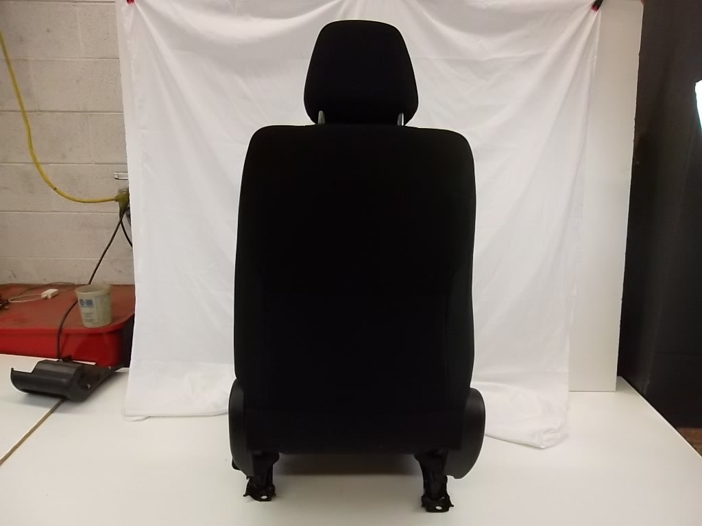 2013-2019 Toyota RAV4   Front Seat Passenger FB20 71600-0R020