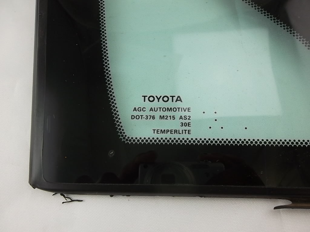 2011-2020 Toyota Sienna Vent Pillar Window Glass Front Passenger