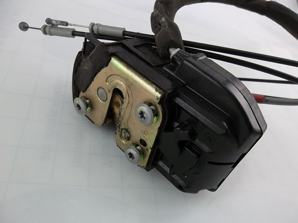 2007-2011 Nissan Versa Rear Door Lock Actuator Passenger 82500-EL00A