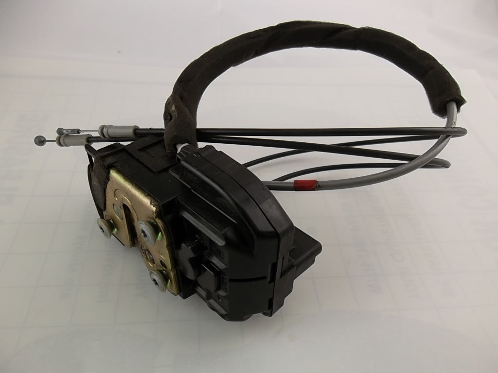 2007-2011 Nissan Versa Rear Door Lock Actuator Passenger 82500-EL00A